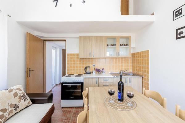 Apartments Ivo Bozinovic Tivat Exterior photo